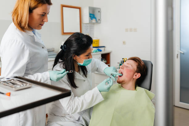 Best Emergency Denture Repair in Surf City, NC